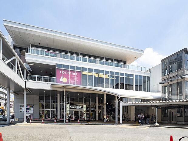 小田急マルシェ相武台　636ｍ