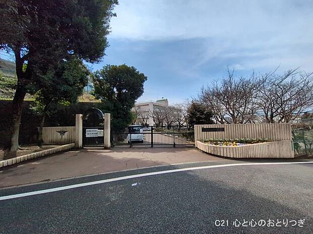 座間市立南中学校　850ｍ