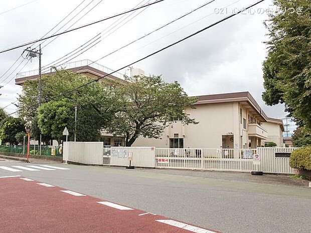座間市立旭小学校 694m
