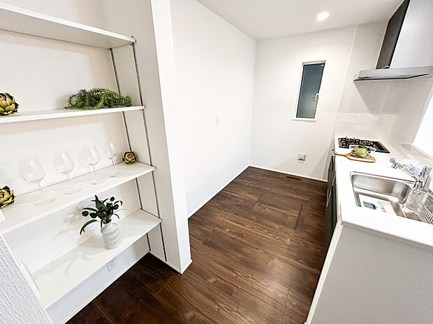 家具 家電はイメージのため設置しており、販売には含まれません。