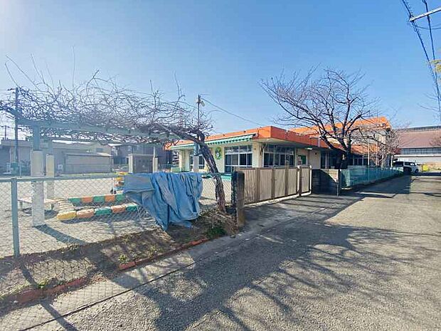 深谷保育園 883m