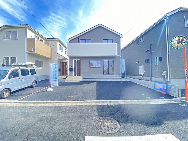 静けさと安心感に包まれた、落ち着きある住まいの周辺環境。