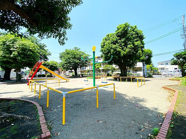 蓼川公園 656m