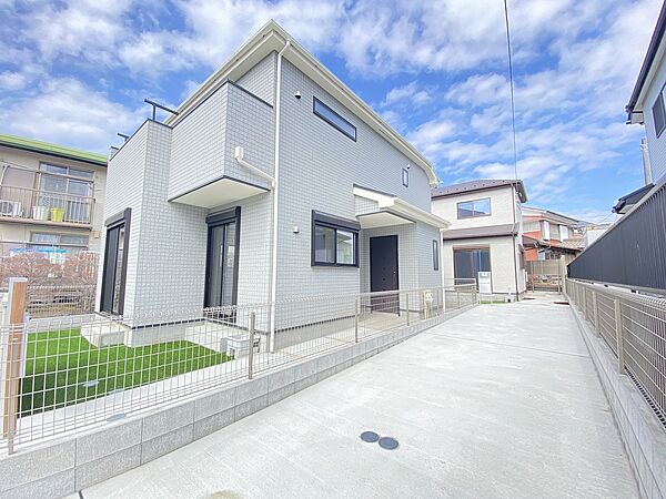 敷地面積は広々47坪　家族をそっと迎えてくれる優しい空間です。