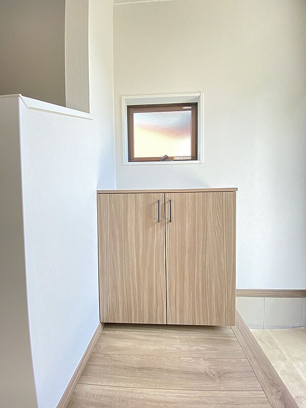 広く、綺麗に整った玄関で、お住まいの印象もグッド