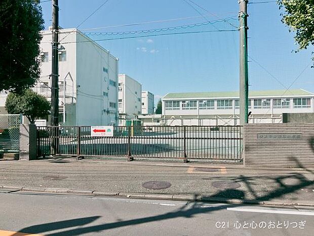 横浜市立瀬谷小学校 511m