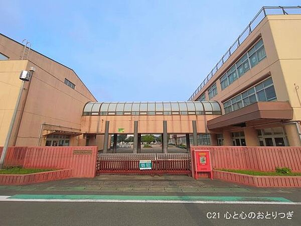 大和市立引地台小学校　590ｍ