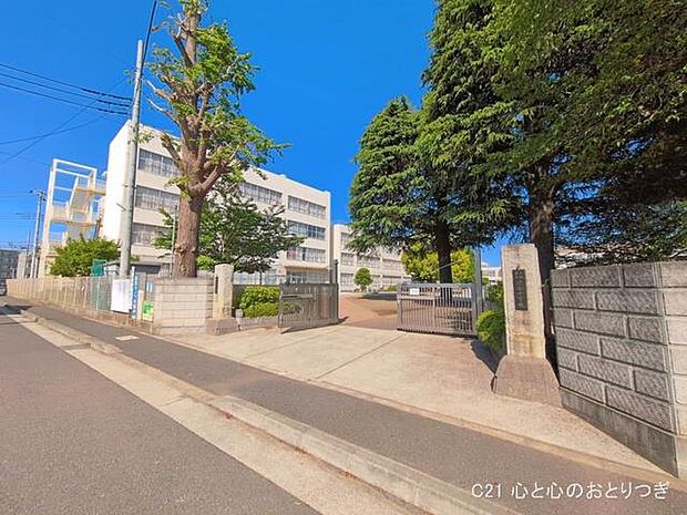大和市立渋谷小学校 718m