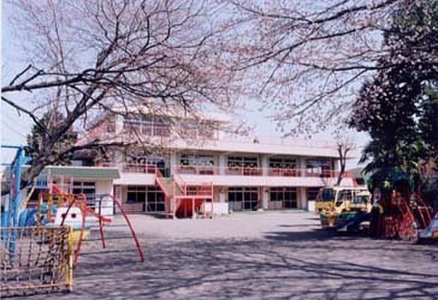 大和桜ケ丘幼稚園 235m