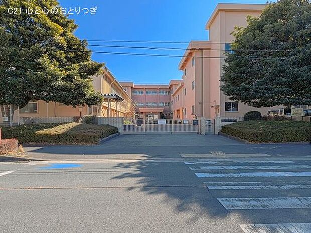 相模原市立くぬぎ台小学校 778m