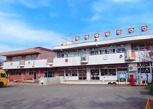 関東幼稚園 886m