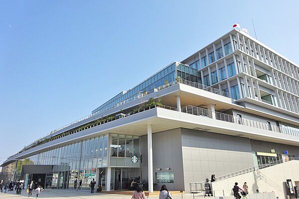 大和市文化創造拠点シリウス　1161ｍ