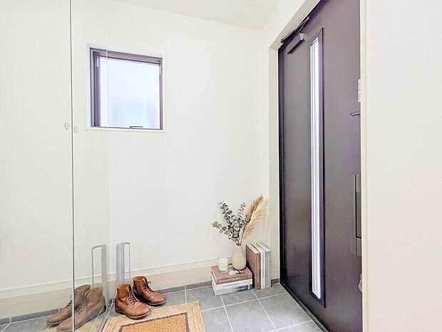 本画像はCGで作成しており、実際に現地に家具は置かれておりません。また、価格に家具は含まれておりません。