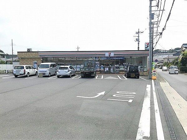 セブンイレブン座間南栗原3丁目店　497ｍ