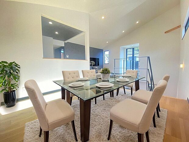 本画像はCGで作成しており、実際に現地に家具は置かれておりません。また、価格に家具は含まれておりません。