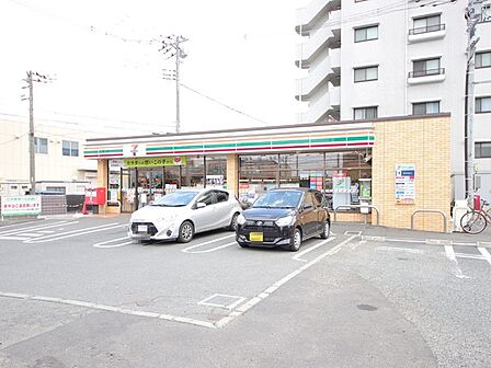 セブンイレブン大和下鶴間2丁目店 297m