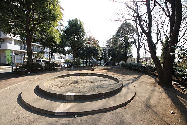 下草柳公園　258ｍ