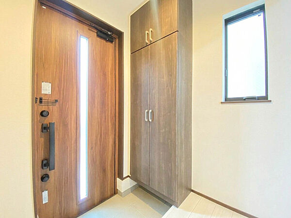 本画像は入居者様の家具をCGで消した画像であり、現況と異なる可能性がございます。