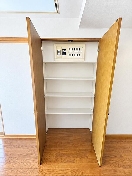 収納