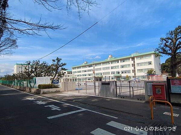 大和市立中央林間小学校　665ｍ