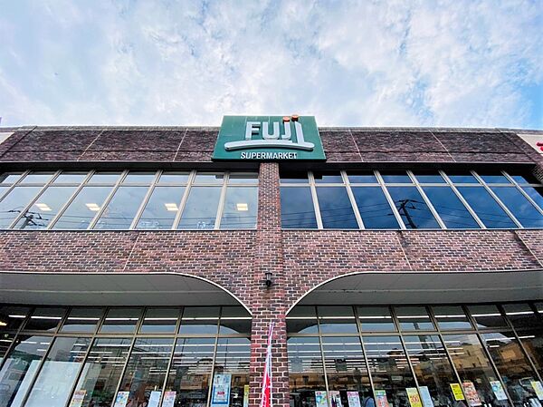 Fuji寒川店　1700ｍ