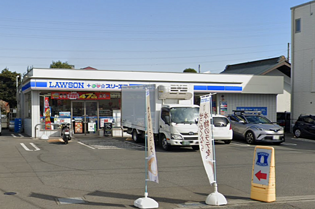 ローソン・スリーエフ原当麻駅入口店