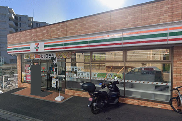 セブンイレブン大和中央林間駅西店