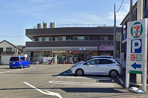 セブンイレブン横浜市沢町店