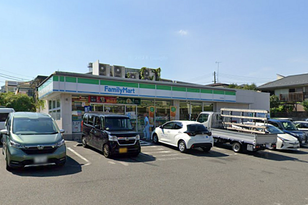 ファミリーマート市沢町店