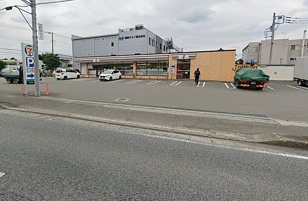 セブンイレブン金田店