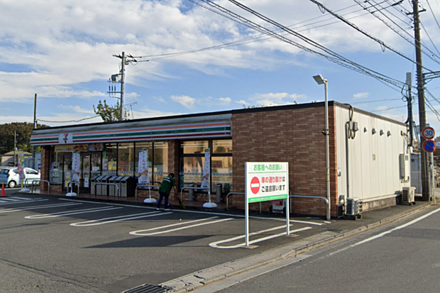 セブンイレブン大和上和田中央店