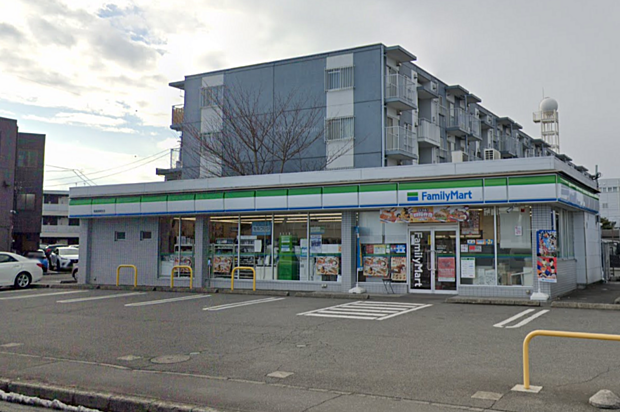 ファミリーマート相模原相生店