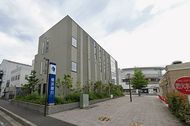 横浜銀行海老名支店