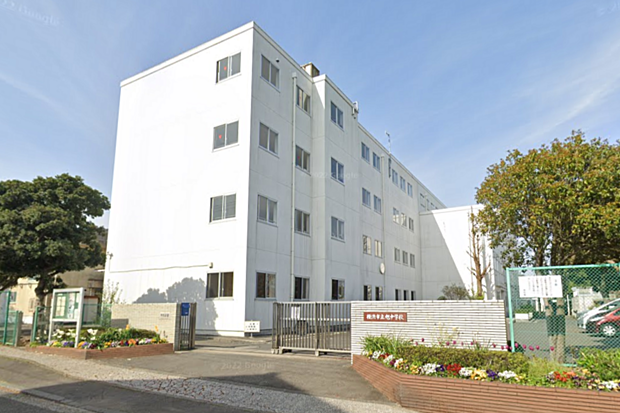 横浜市立旭中学校