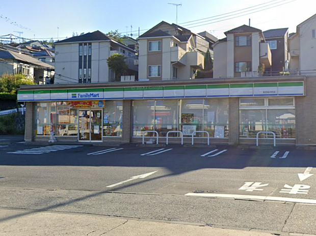 ファミリーマート町田金井町店