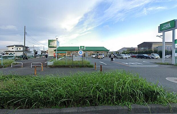 FUJI倉見店