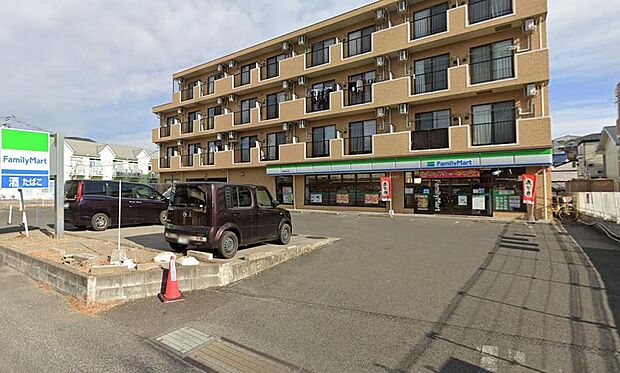 ファミリーマート南矢名店