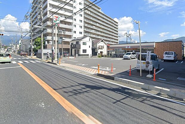 セブンイレブン寿町店