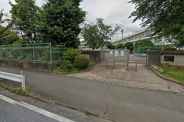 緑ヶ丘小学校