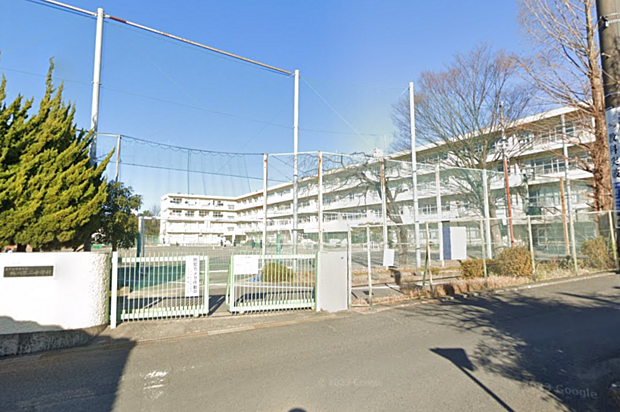 町田市立鶴川第二中学校