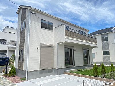 外観：施工例。建物は実際のものではありません。