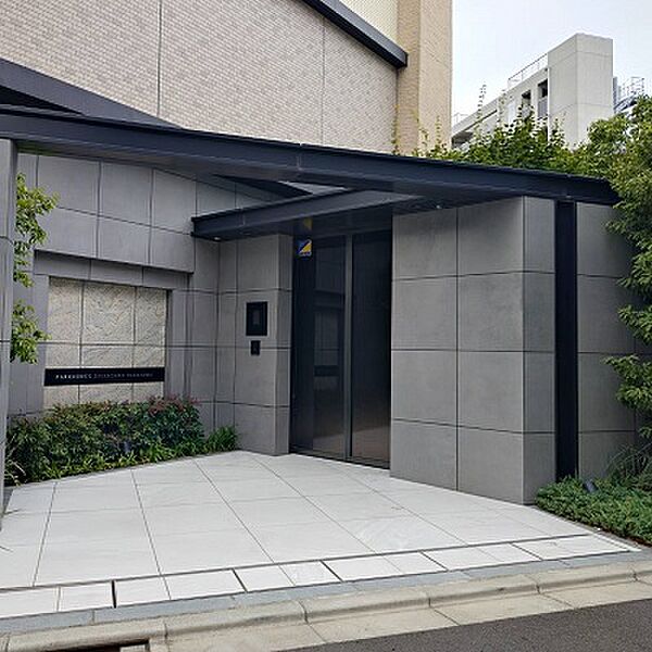 エントランスを拡大表示