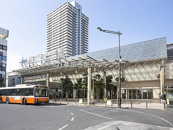 獨協大学前駅　110ｍ　獨協大学前駅110m(徒歩2分)