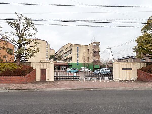 松江中学校　1300ｍ　松江中学校 1300ｍ(徒歩16分)