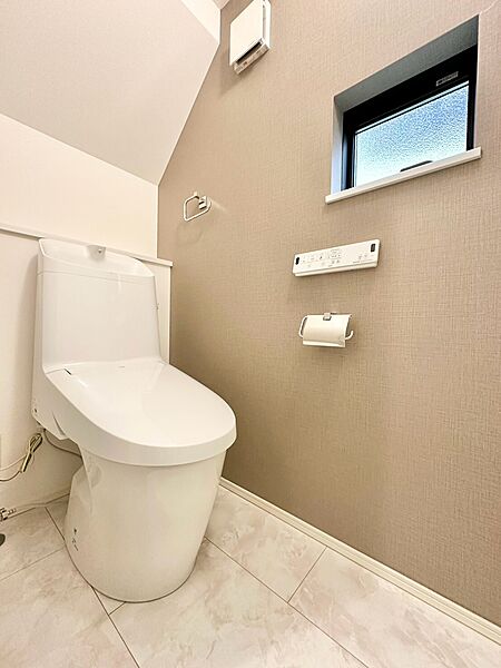 トイレを拡大表示