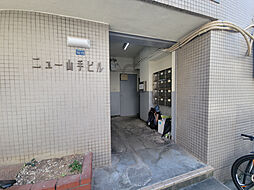 7 / 11