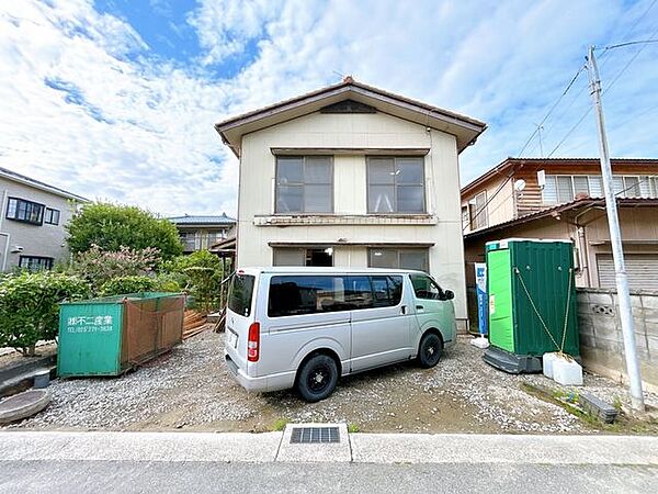 【リフォーム中】ベランダを撤去し、駐車場を拡張します。
