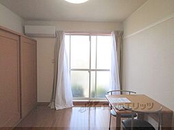 レオパレス雪月花 203 2階1Kのリビング/ダイニング