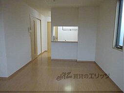 JR東海道・山陽本線 野洲駅 4.7kmの賃貸アパート 2階2LDKのリビング/ダイニング