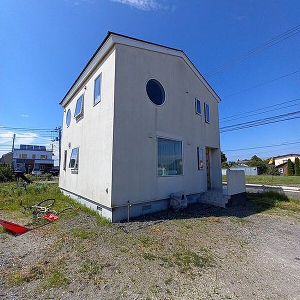 detached 北海道勇払郡厚真町字上厚真
地図を見る